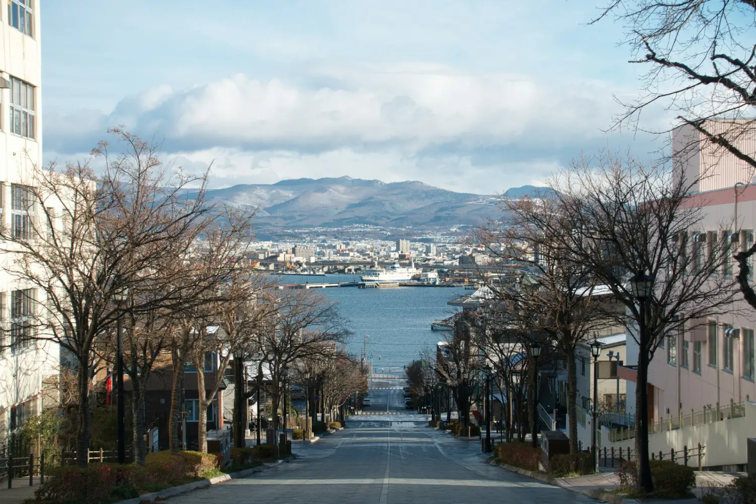 Có An Toàn Để Du Lịch Đến Nhật Bản Sau Động Đất Hokkaido Không? Những Điều Du Khách Cần Biết (Tháng 12 Năm 2025)
